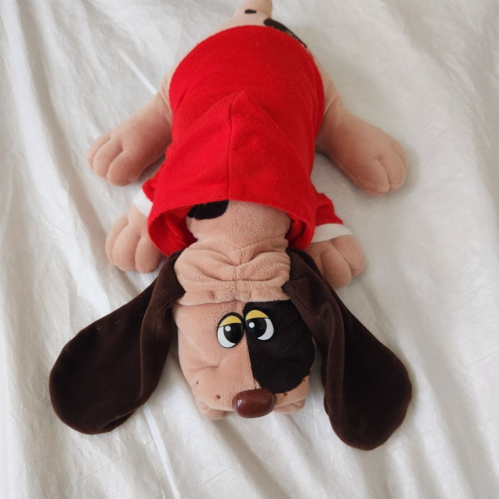 Vintage Tonka Pound Puppies Plush 18″ Brown Spots Floppy Ears Red Hoodie Toy